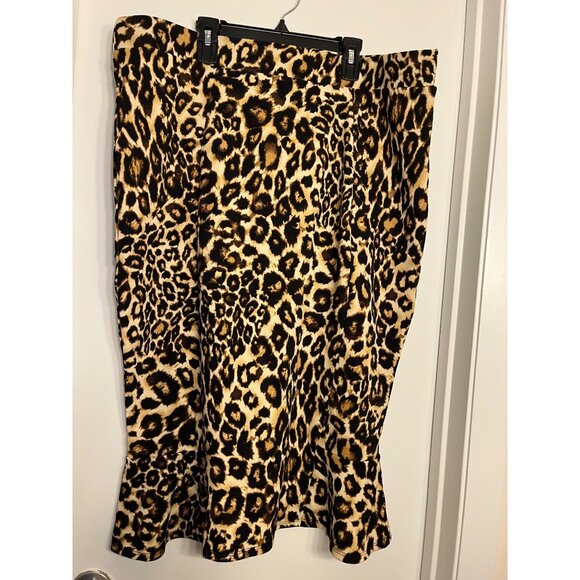 Ultra Teeze Womens Leopard Print Flared Midi Skirt 2X Polyester Stretch Waist - Picture 2 of 7